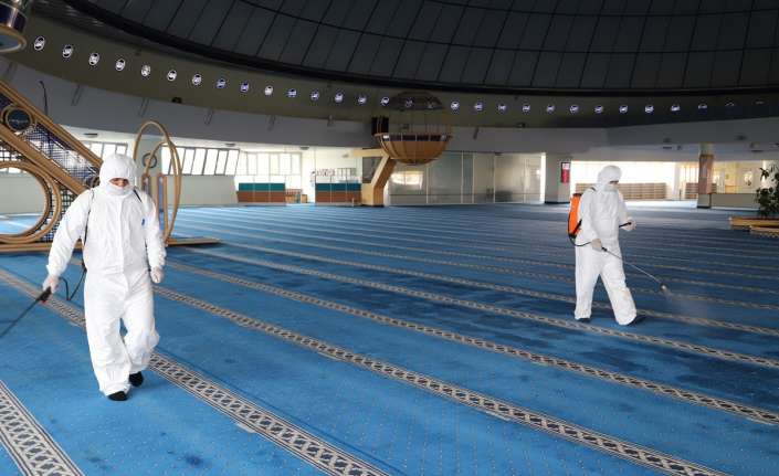 Erzincan’da korona virüsle (covid-19) mücadele tedbirleri kapsamında camiler ve şehirlerarası