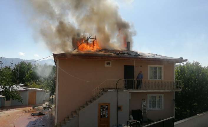 Erzincan’da, 2 katlı bir