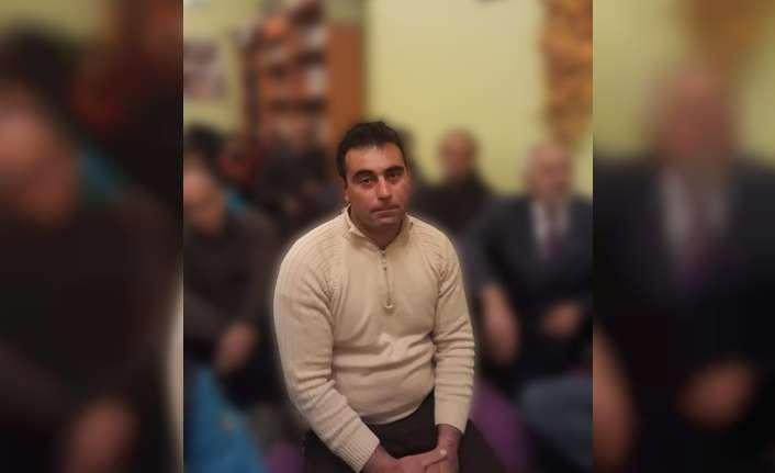 Erzincan’da evinin önünde silahlı saldırıya uğrayan bir kişi hayatını kaybetti.