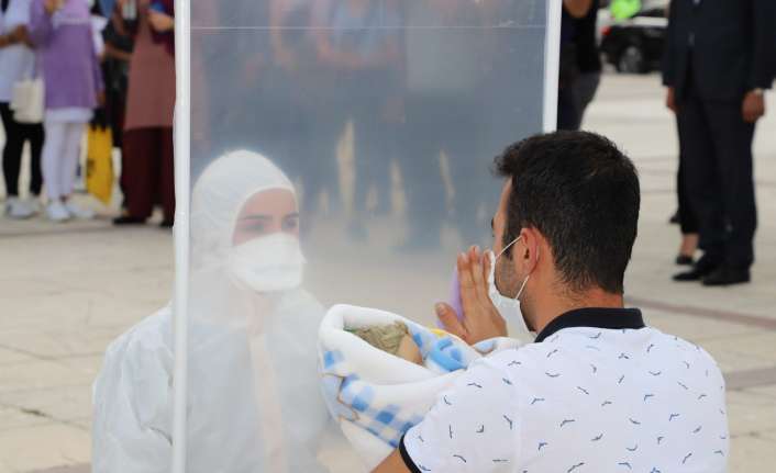 Erzincan’da Sağlık Bilimleri Fakültesi Hemşireliğin Renkleri Kulübü tarafından Covid 19’da