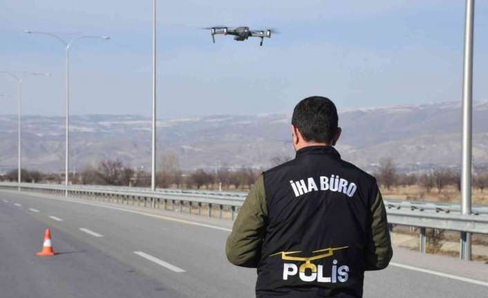 Erzincan’da polis ekiplerince drone