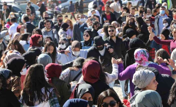 ERZİNCAN'DA GENÇ NÜFUSUN TOPLAM NÜFUS İÇİNDEKİ ORANI 16,8 OLDU