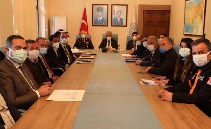 Erzincan İl Pandemi Kurulu Toplantısı, Vali Mehmet Makas başkanlığında kurul