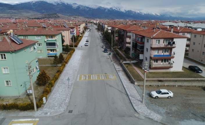 Erzincan Belediyesi Fen İşleri Müdürlüğü Ekipleri kar yağışlarının başlamasıyla birlikte