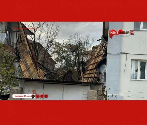 Erzincan’da akşam saatlerinde meydana gelen fırtınada Merkez mahallelerden Mimar Sinan’da