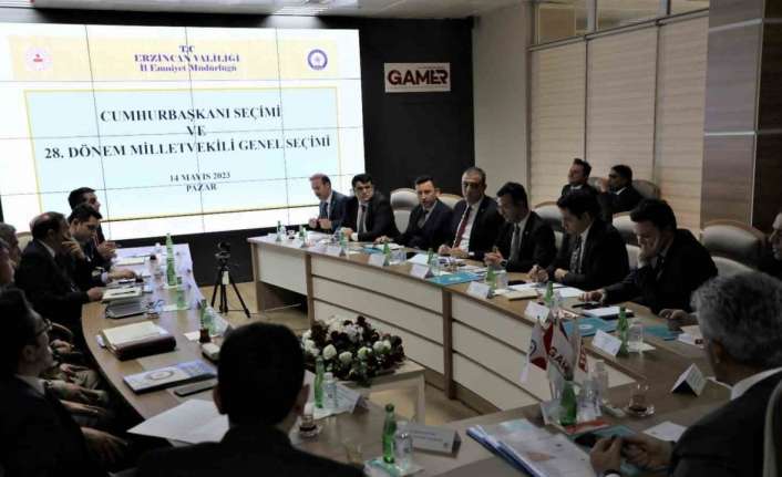 ERZİNCAN’DA SEÇİM GÜVENLİĞİ TOPLANTISI YAPILDI