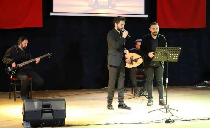 Erzincan’da ramazan etkinliklerinde Türk Sanat Müziği konseri verildi.