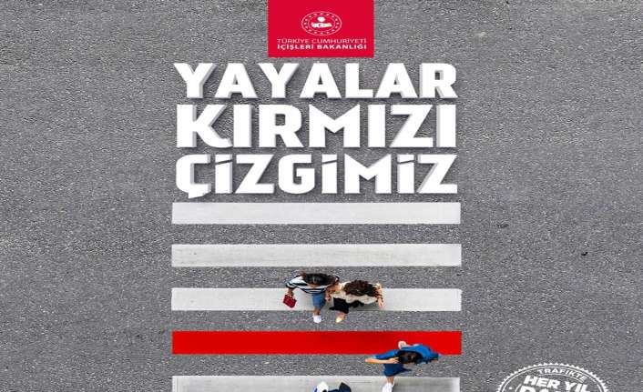 Erzincan’da, “Yaya Önceliği Kırmızı Çizgimizdir” sloganıyla yaya geçidine kırmızı çizgi