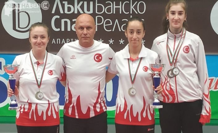 Erzincan’ın Altın Kızları Türkiye Badminton Federasyonunun (TBF) yurt dışı faaliyet