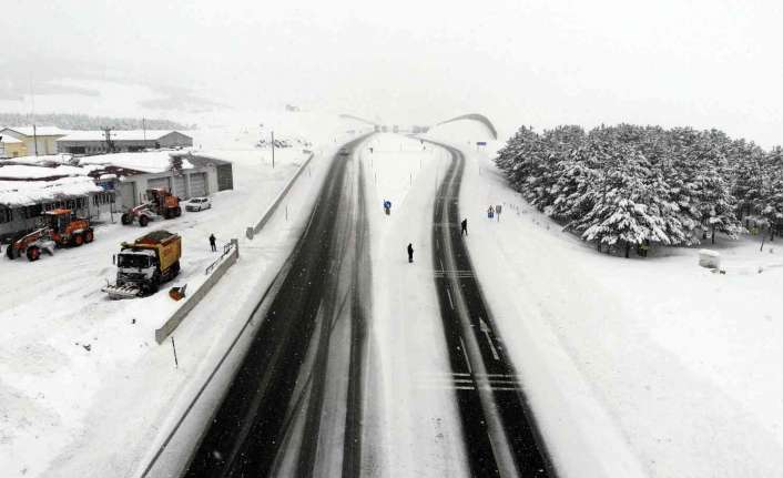 Erzincan’ın yüksek kesimlerinde kar