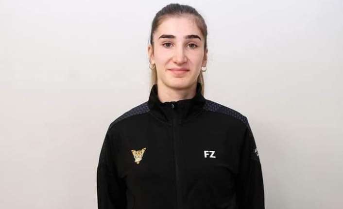 Erzincan'dan Fransa ligine transfer olan Erzincanlı Milli Sporcu Zehra Erdem