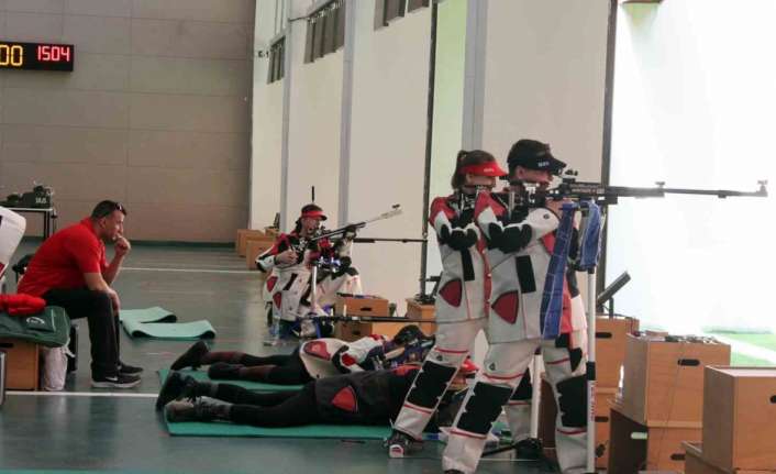 ERZİNCANLI SPORCULAR, ATEŞLİ SİLAHLAR TÜRKİYE ŞAMPİYONASINDAN DERECEYLE DÖNDÜLER