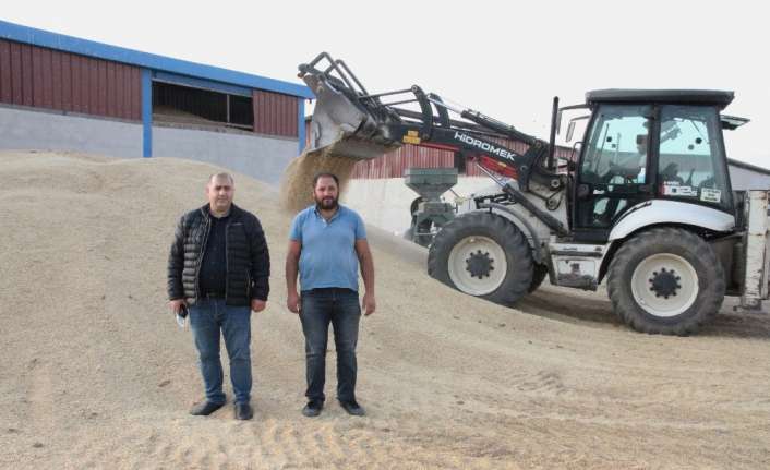 Erzincan’da Çağlayan yolu üzerinde bulunan ve uzun yıllardır hayvan pazarı