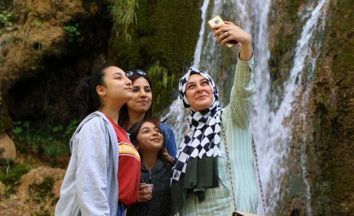 NORMALLEŞME SÜRECİYLE BİRLİKTE GİRLEVİK ŞELALESİ YERLİ VE YABANCI ZİYARETÇİLERİNİ YENİDEN