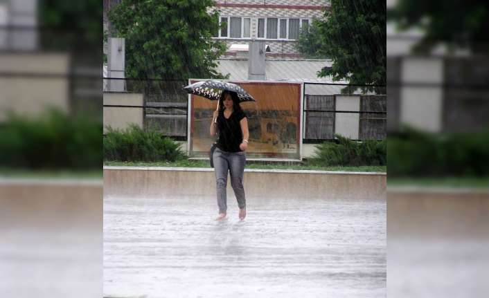 Doğu Anadolu Bölgesinde gök gürültülü sağanak yağış bekleniliyor.