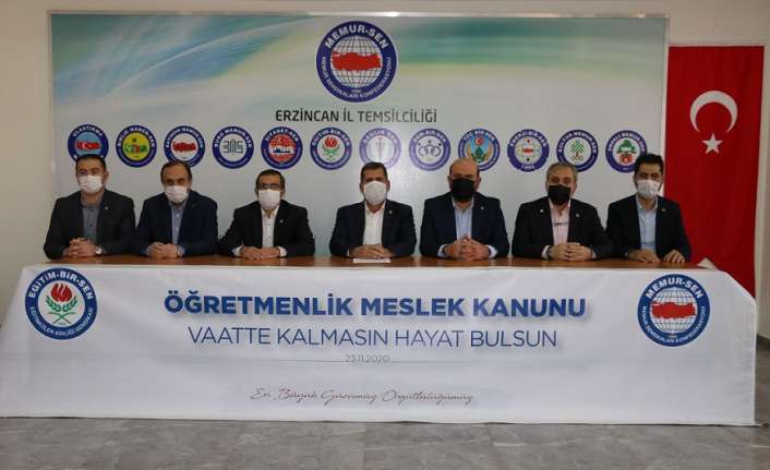 Eğitim-Bir-Sen Erzincan 1 Nolu Şube Başkanı Nebi Gül, 24 Kasım