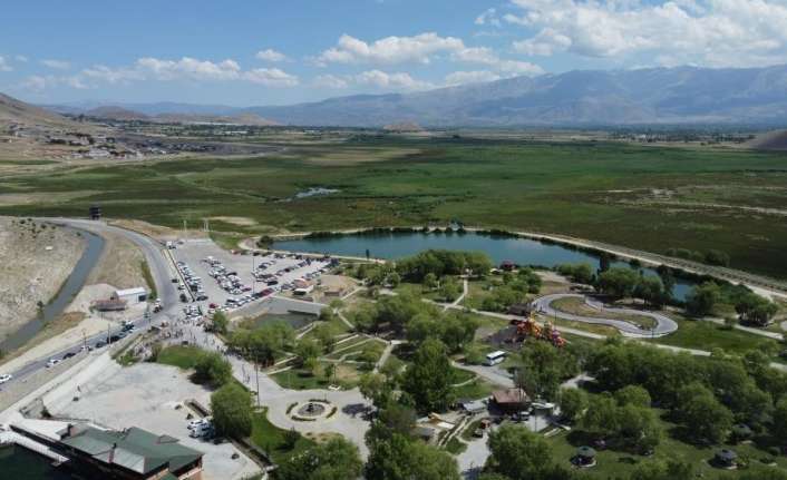 HAVALARIN ISINMASIYLA EKŞİSU’YA VATANDAŞ AKINI