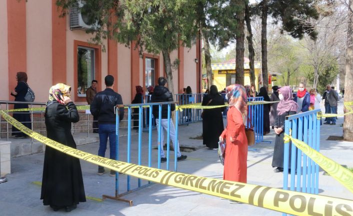 Aile, Çalışma ve Sosyal Hizmetler Bakanlığımızın koronavirüs tedbirleri kapsamında 2