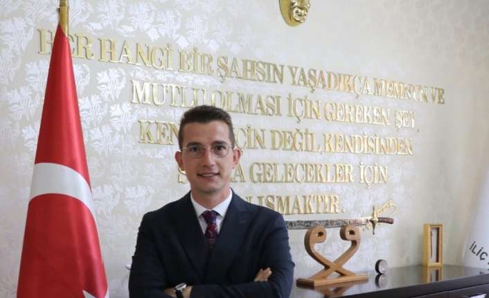 Erzincan’ın İliç İlçe Kaymakamı Yusuf Kaptanoğlu’nun ’Covid-19’ testi pozitif çıktı.