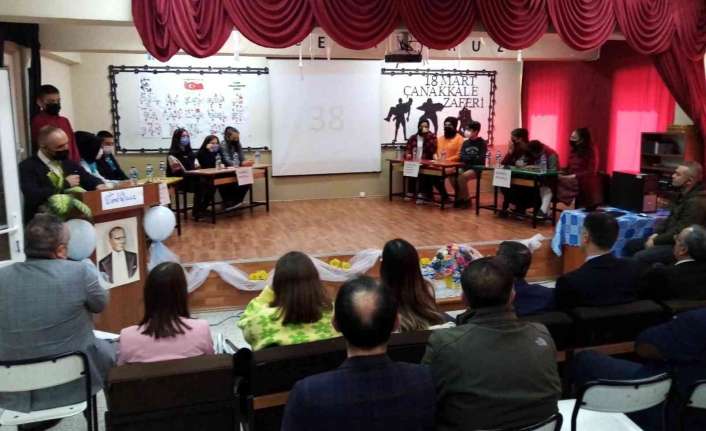 Erzincan’da İngilizce kelime yarışması düzenlendi.