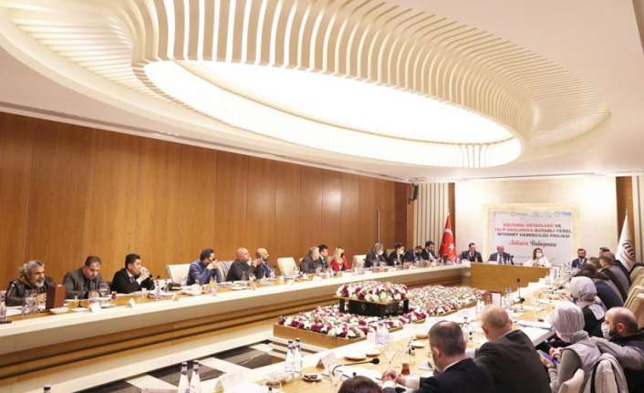 Türkiye İnternet Medyası Birliğinin düzenlediği İnternet medyası Zirvesi Ankara'da Gerçekleşti.