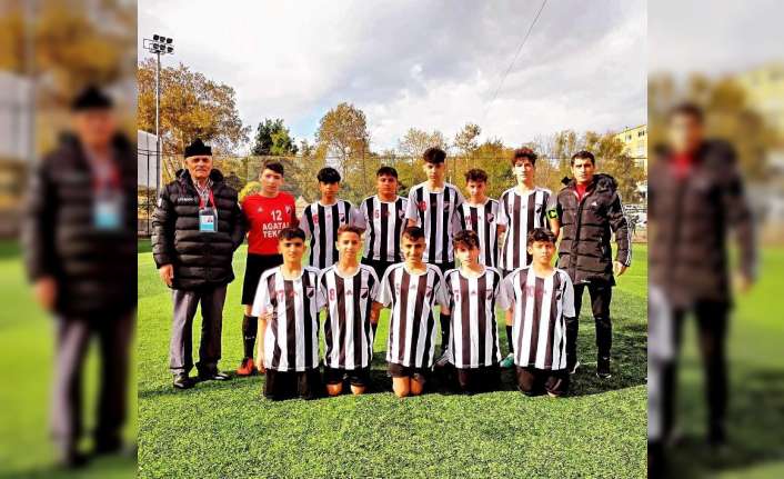 Altınova Doğan Albayrak Stadı'nda oynanan maçta İstanbul Gençlergücü Spor Yeşilbayır