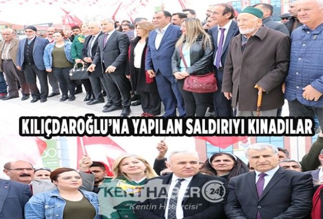 Erzincan'da Cumhuriyet Meydanı'nında bir araya gelen CHP'liler Kemal Kılıçdaroğlu'na yapılan