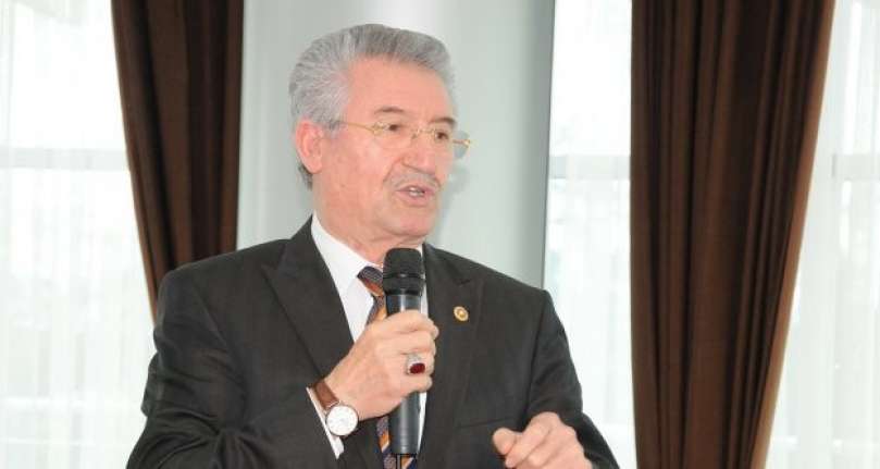 AK Parti eski Erzincan milletvekili Eğitimci Sebahattin Karakelle siyasi erdem