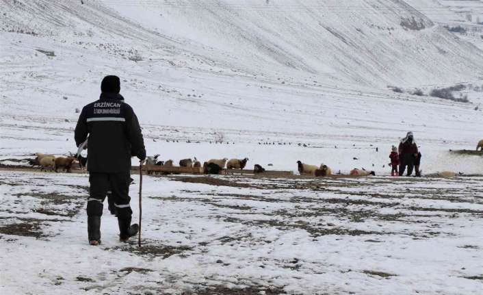 Erzincan İl Tarım ve Orman Müdürlüğü çalışanları, çetin geçen kış