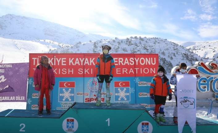 Ergan Dağı Kış Sporları ve Turizm Merkezi’nde 20-22 Ocak 2021