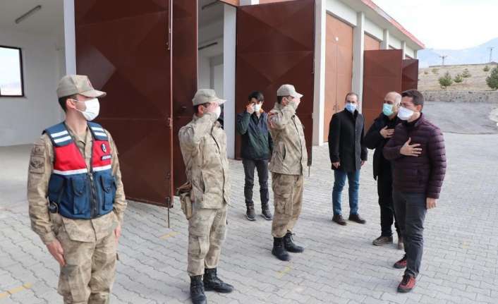 İliç Kaymakamı Yusuf Kaptanoğlu, yeni yıla huzur ve güven içerisinde