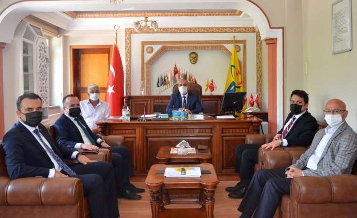 Tercan Kaymakamı Musa Kazım Çelik, Otlukbeli Kaymakamı Sercan Yılmaz ve