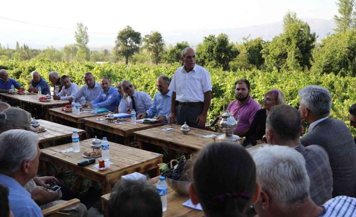 Erzincan’da “Köy Sohbetleri” toplantılarının ikincisi Gölpınar köyünde düzenlendi.