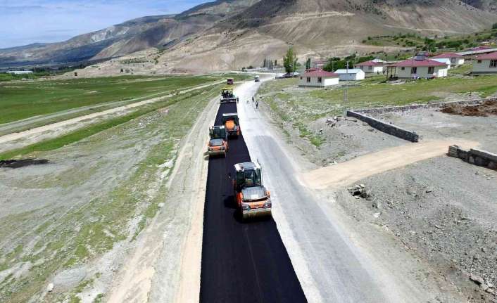 Köylerin Alt Yapısının Desteklenmesi (KÖYDES) projesi çerçevesinde Erzincan’a 38 milyon