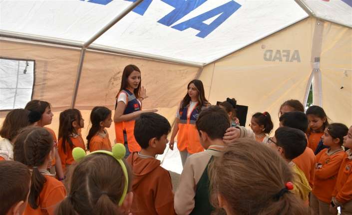 BAŞTA DEPREM OLMAK ÜZERE TÜRKİYE’DE SIKÇA GÖRÜLEN AFETLERE YÖNELİK OLARAK,