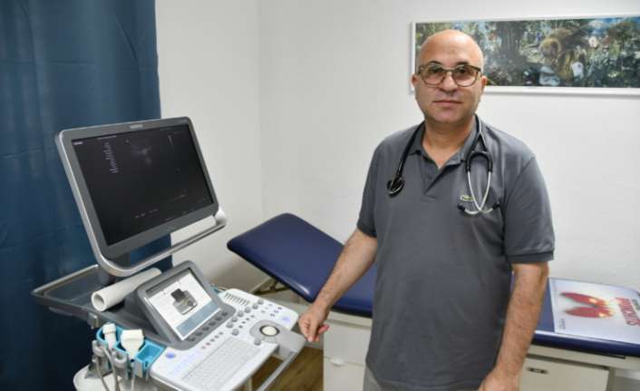 Hamburg’da hizmet veren İç Hastalıkları Uzmanı Prof. Dr. Yakup Bahar,