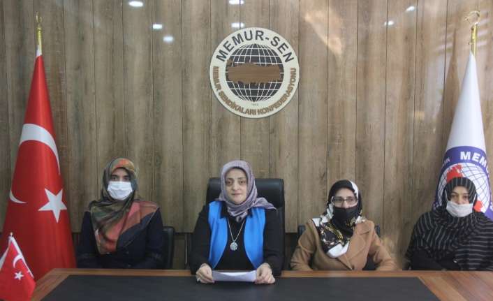 Memur-Sen Erzincan Kadın Komisyonu Başkanı Letafet Demir, 28 Şubat mağdurlarıyla