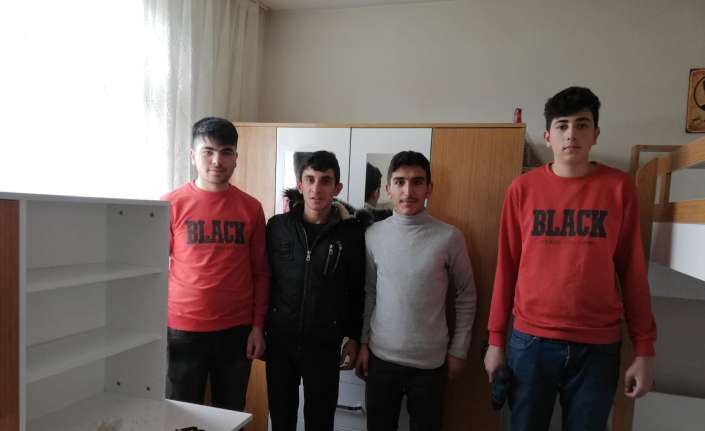 Milli Eğitim Bakanlığı tarafından "Meslek Lisesi Öğrencileri Ailelerle Buluşuyor" projesi