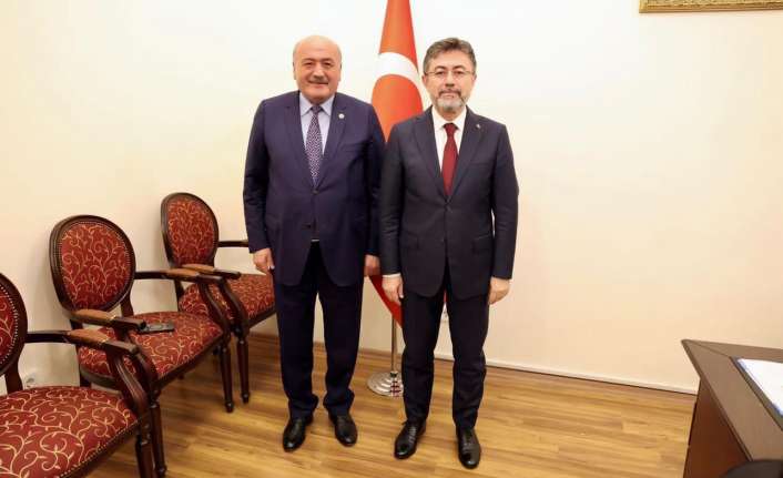 Tarım ve Orman Bakanı İbrahim Yumaklı’yı makamında ziyaret eden AK