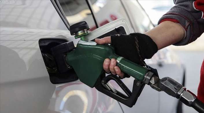 Motorine pazartesiden geçerli büyük zam geliyor. Benzinle eşitlenecek gibi görünüyor.
