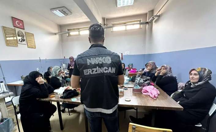 ERZİNCAN’DA ''EN İYİ NARKOTİK POLİSİ: ANNE'' PROJESİ ÇERÇEVESİNDE AİLELERE YÖNELİK
