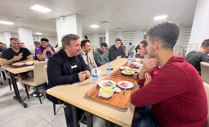 Erzincan’a atandığı günden itibaren her zaman gençlerin ve öğrencilerin yanında