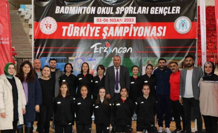 OKUL SPORLARI GENÇLER BADMİNTON TÜRKİYE ŞAMPİYONASI BAŞLADI