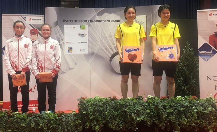 Erzincanlı milli Badmintoncular Olimpiyat kotası puanlama maçında büyük başarı elde