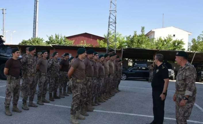 Barış Pınarı Harekâtında görev yapacak 9 özel harekât polisi düzenlenen
