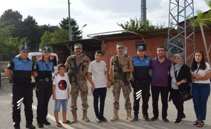 Erzincan Emniyet Müdürlüğü Toplum Destekli Polislik Şube Müdürlüğü ekipleri polise