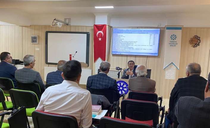 TYB ERZİNCAN KÜLTÜREVİNDE KONUŞAN DAP BÖLGESEL KALKINMA İDARESİ BAŞKANI PROF.