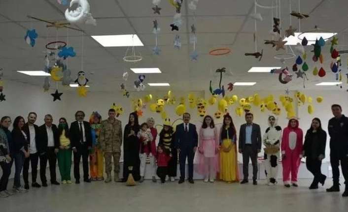 Refahiye’de Meslek Yüksek Okulu öğrencileri “Temel Tasarım ve Eğitimde Araç