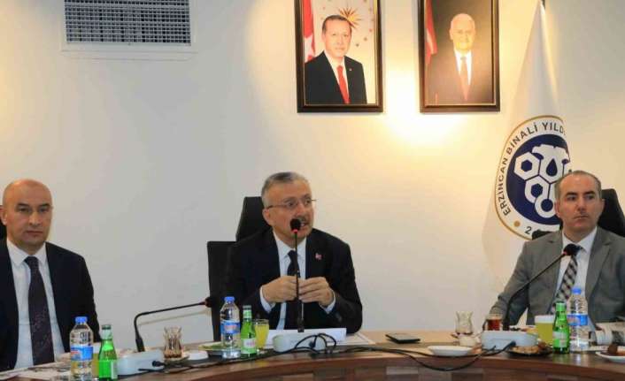 REKTÖR PROF. DR. LEVENT, GAZETECİLERLE BİR ARAYA GELDİ