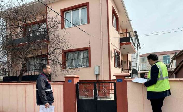 Erzincan’ın Başbağlar Mahallesinde bulunan riskli binaların tespit çalışmaları tamamlandı. Tespit